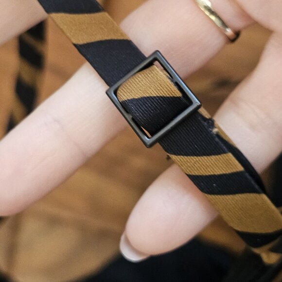 Knix Animal Print One Piece Classic Swimsuit Leakproof Tiger Print Sz M Brown - Picture 11 of 12